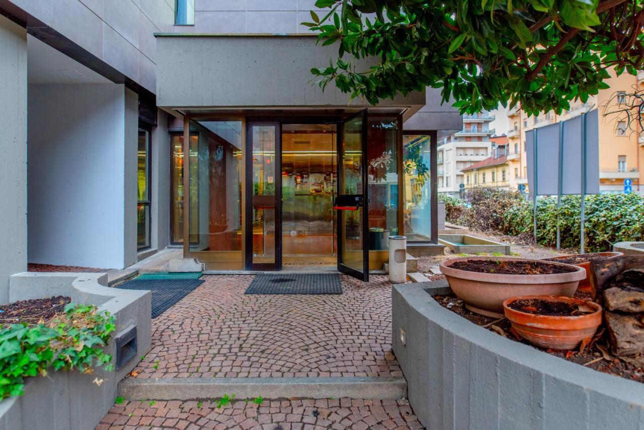 Regina Apartment Turin Bagian luar foto